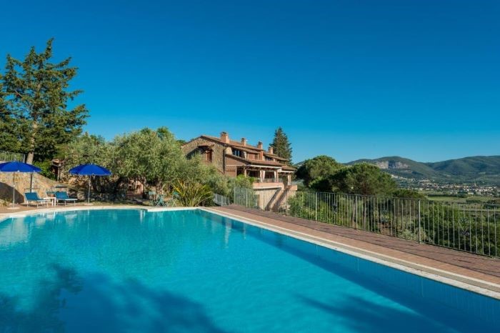 Liten Agriturismo - Lägenheter med pool och utsikt